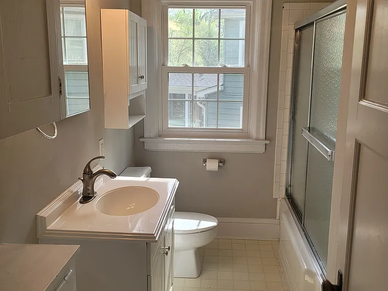 2244 The Cir — Photo 9