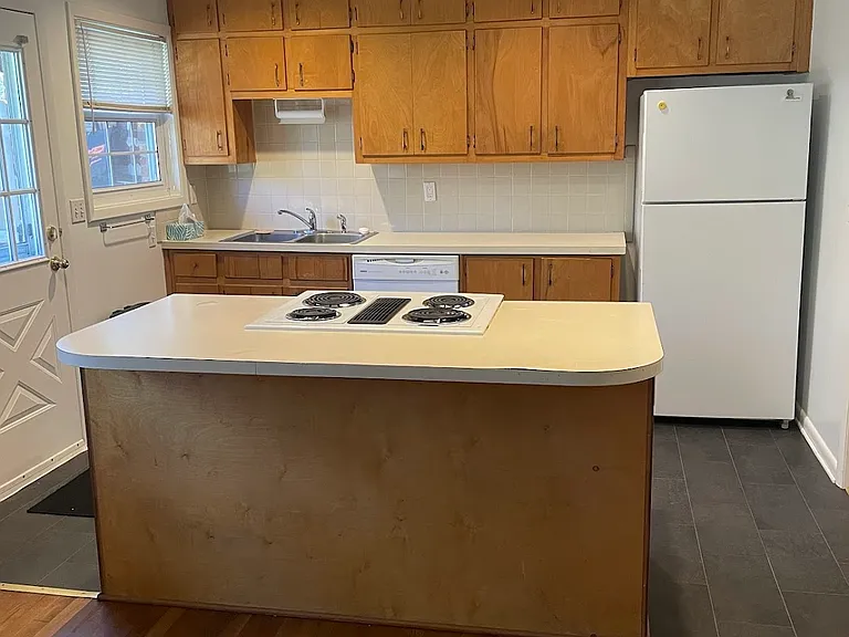 Kitchen/dining area