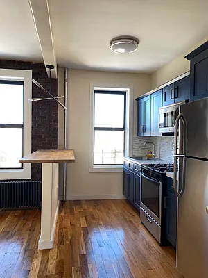 Rented by null | media 4