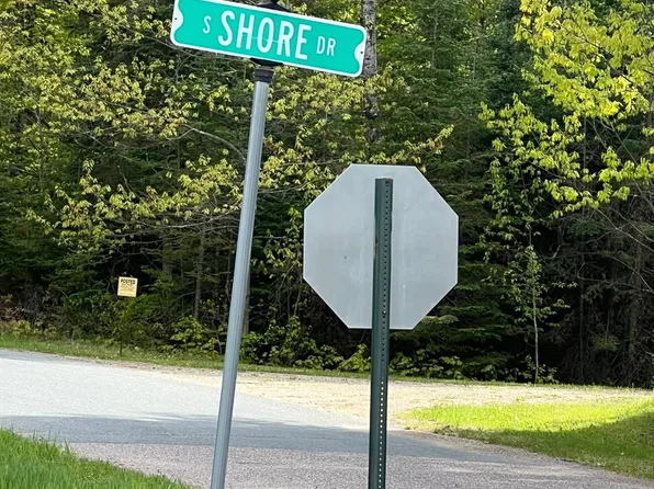 W16252 S Shore Dr, Armstrong Creek, WI 54103