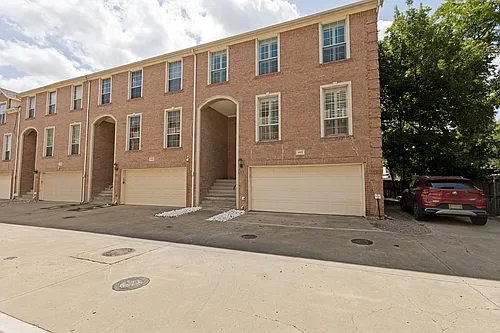 4002 Brownstone Ct Photo 1