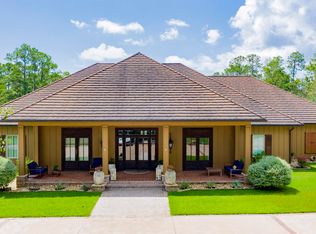 26198 Crawford Rd E, Elberta, AL 36530