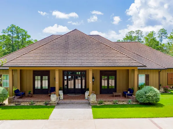 26198 Crawford Rd E, Elberta, AL 36530