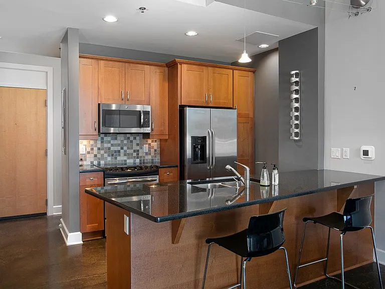 2608 Erwin Rd #413 — Photo 3