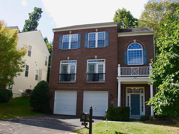 2nd image of 7623 Brittany Parc Ct
