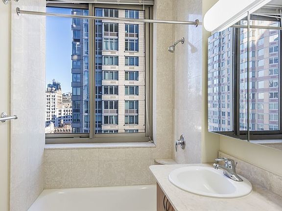 4th image of 100 W 26th St APT 8B