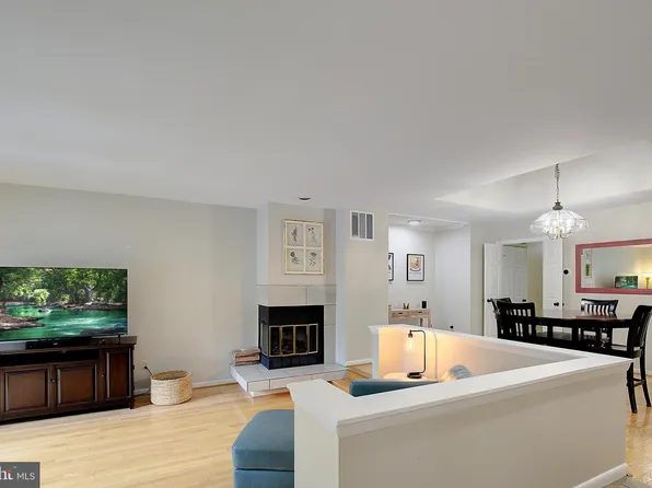 418 Cranes Roost Ct, Annapolis, MD 21409