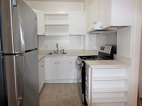 5th image of 1289 2nd Ave APT 4