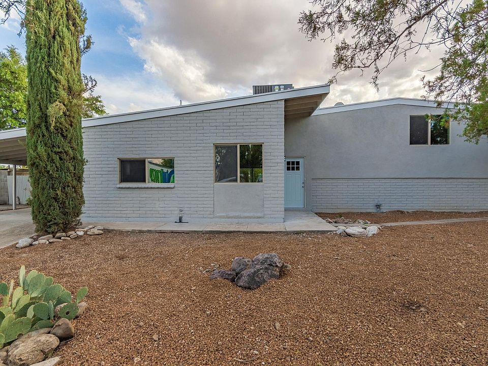1st image of 9312 E Calle Kuehn