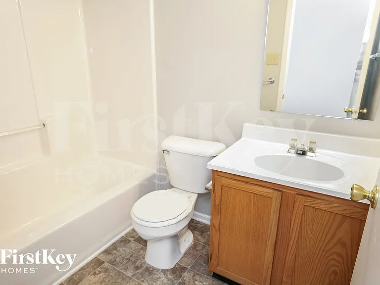 6647 Stanhope Way — Photo 13