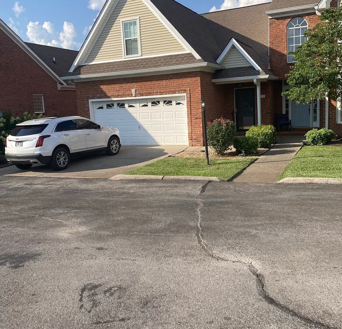 333 Calumet Trce — Indian Hills Golf Club