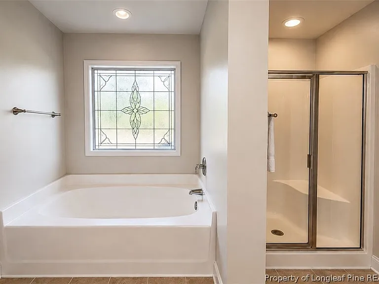 3541 Castlefield Ln — Photo 9