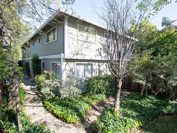 2nd image of 1436 San Antonio St