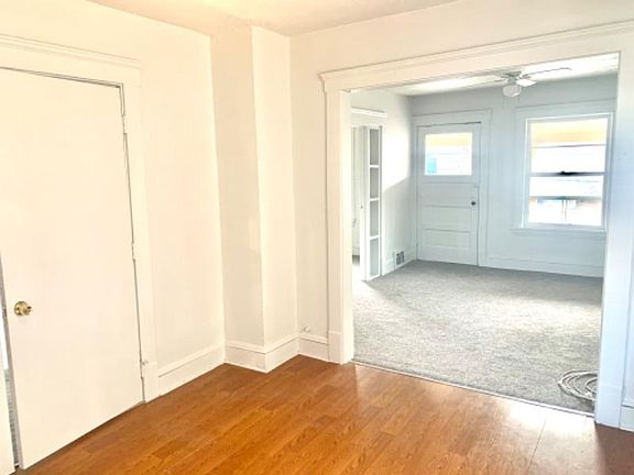 3rd image of 5903 Bridge Ave