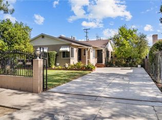 5658 Willowcrest Ave, North Hollywood, CA 91601
