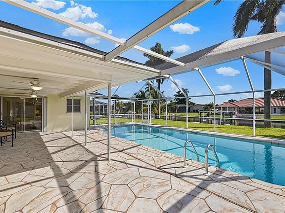 3rd image of 5403 Pelican Blvd