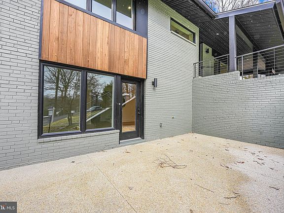 4th image of 6326 Cavalier Corridor Dr