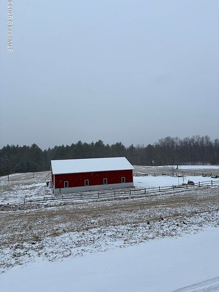 4th image of 1947 Lick Springs Road