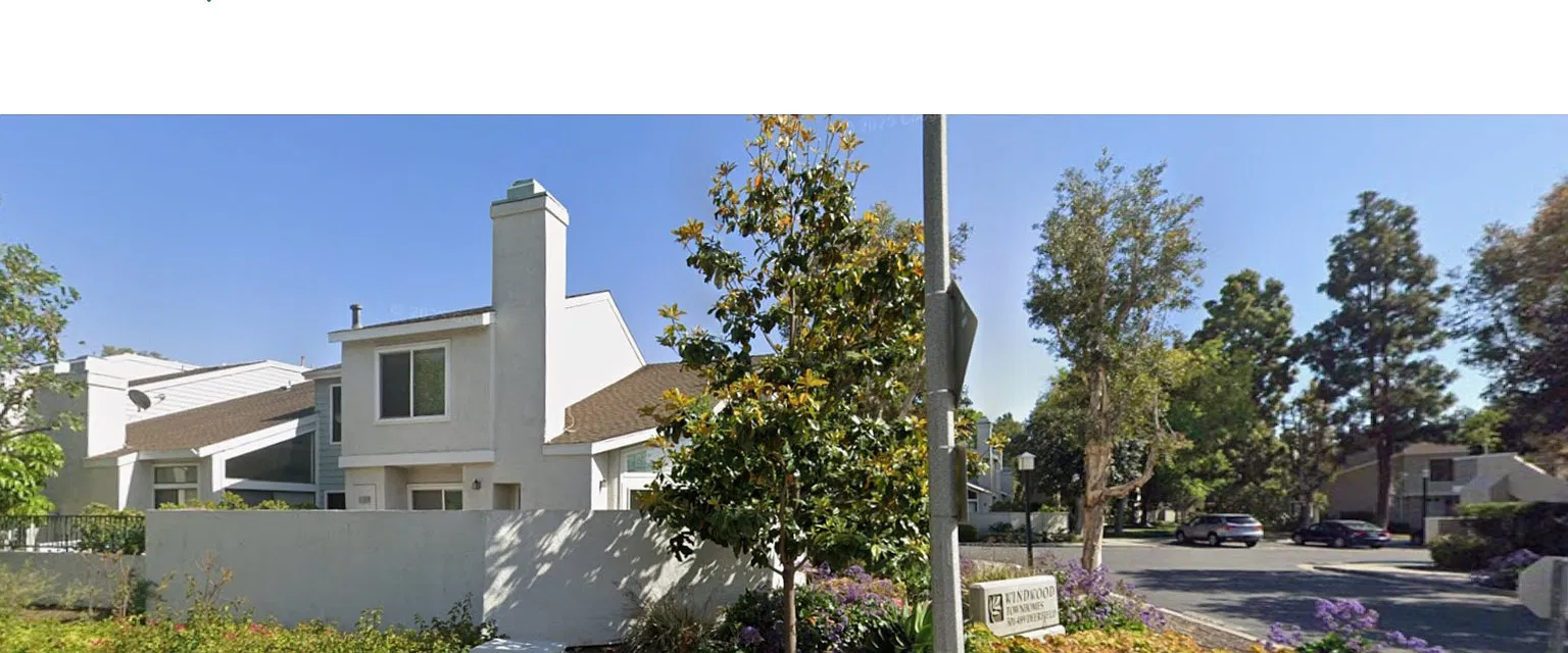 431 Deerfield Ave — Photo 1