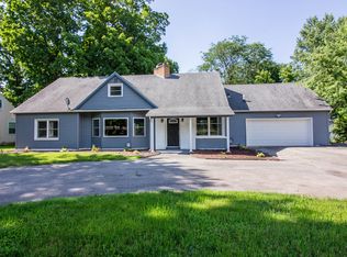 718 E Washington Center Rd, Fort Wayne, IN 46825