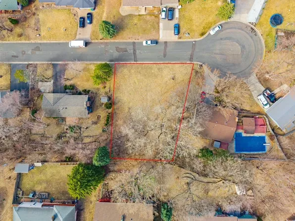 Taylor St NE, Minneapolis, MN 55421