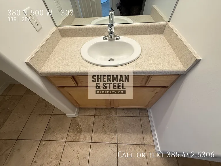 380 N 500 W #303 — Photo 14