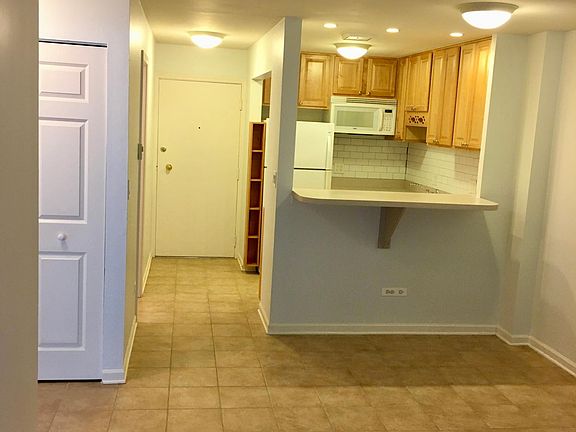 3rd image of 310 Lathrop Ave #P-46