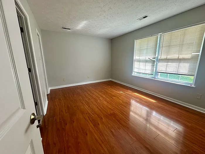 5960 Sycamore Forge Ln — Photo 11