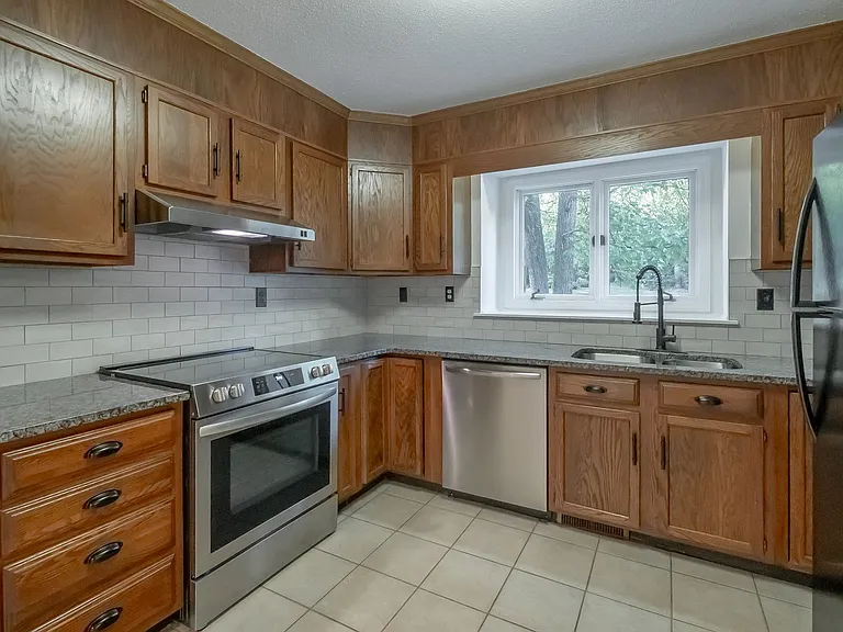 3917 Singletree Rd — Photo 26