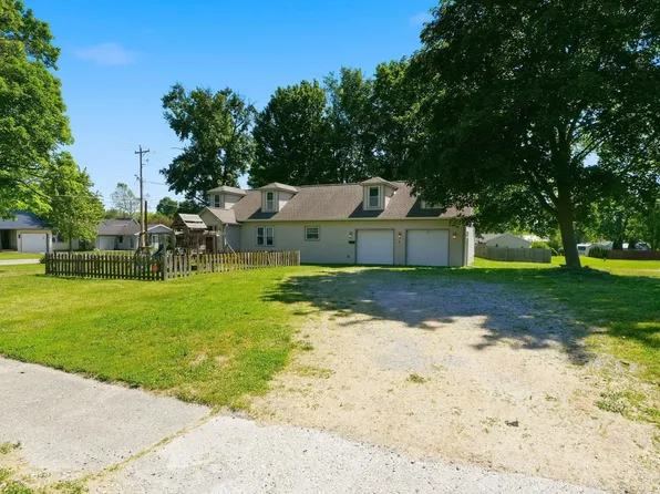 901 S State St, Kendallville, IN 46755