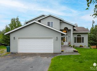 8860 E Kiva Way, Palmer, AK 99645