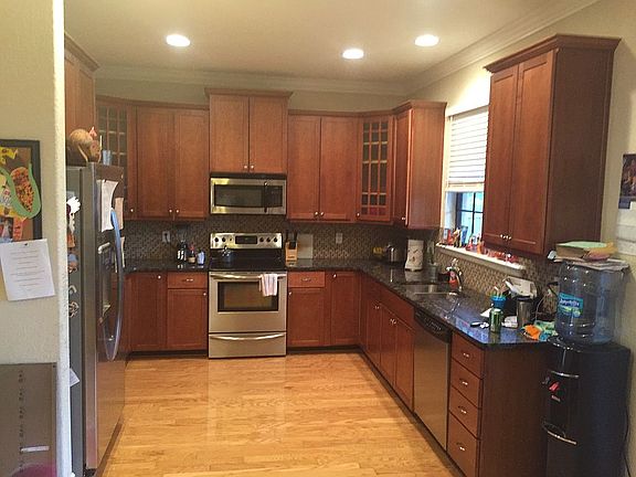 4th image of 2819 W Pearl Ave