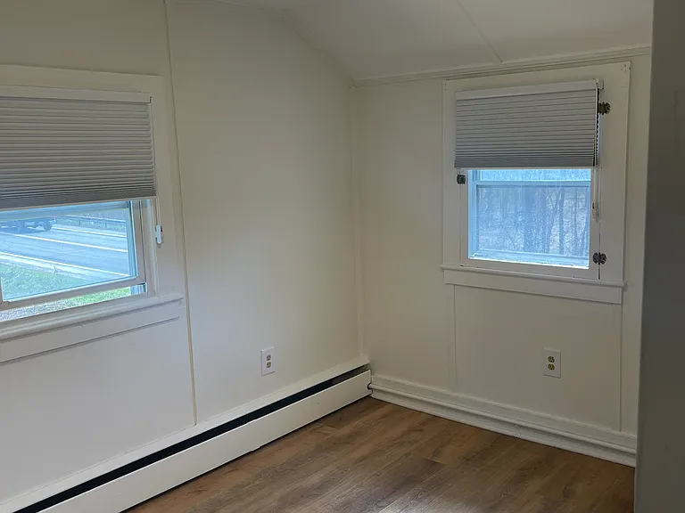 630 Elmira Rd — Photo 10