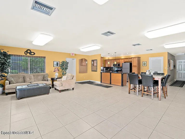 201 Saint Lucie Ln #201 — Photo 23