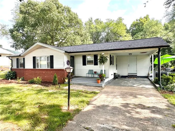 5537 Bullins Rd, Jonesville, NC 28642