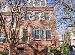 8882 Ashgrove House Ln, Vienna, VA
