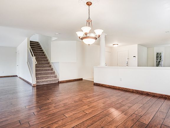 5th image of 2508 Regal Park Ln