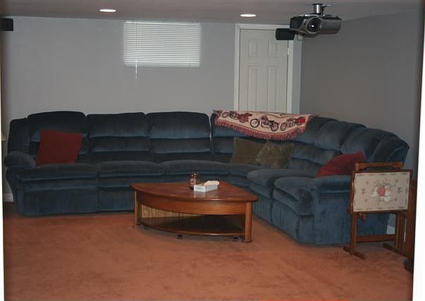 2nd image of 485 Lemon St