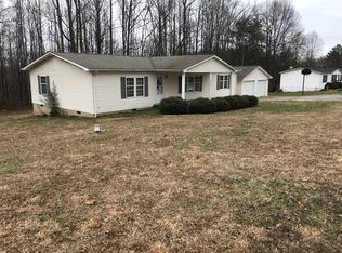 315 Powells Store Rd, Glade Hill, VA 24092