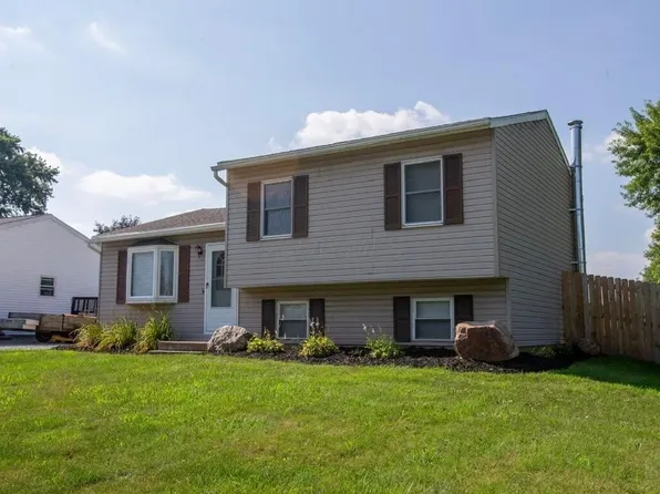 1438 Peachtree Dr, Ashland, OH 44805