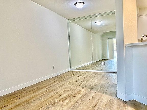 3rd image of 430 N 1st St Unit 405