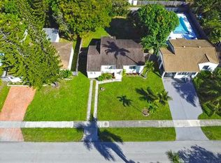 1535 Plunkett St, Hollywood, FL 33020