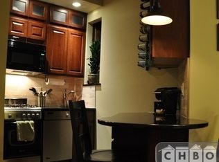 152 E 83rd St, New York, NY 10028