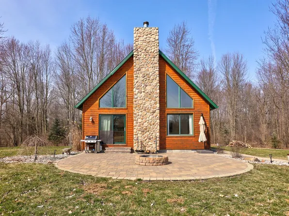 5112 W Star Rd, Coleman, MI 48618