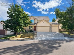 5625 Saddle Rock Rd, Colorado Springs, CO 80918