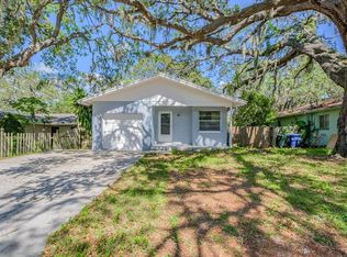 914 10th Ave SW, Largo, FL 33770