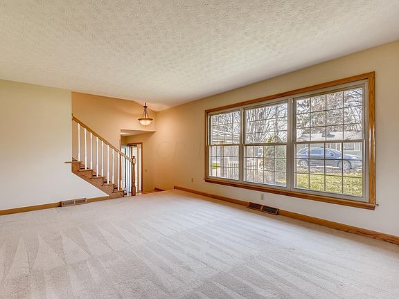 5th image of 394 Liberty Ave