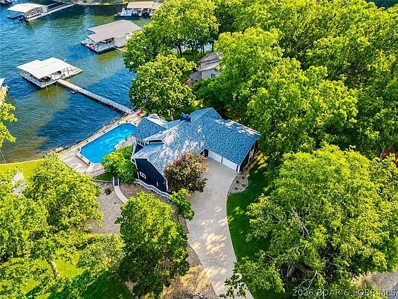 4th image of 600 Heron Estates Dr