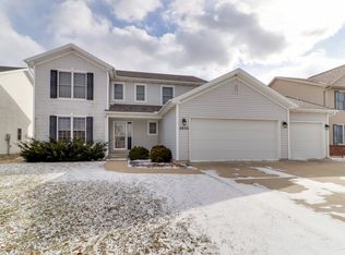 2935 Wolf Creek Ln, Normal, IL 61761