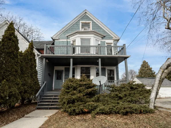 1712 E Park Pl #1, Milwaukee, WI 53211